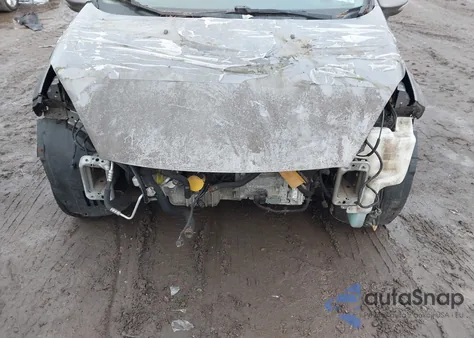 2014 Ford Fiesta Se z USA, uszkodzony, nr VIN 3FADP4EJ2EM106224